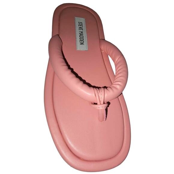 STEVE MADDEN Fango Womens Puffer Flip-Flop Thong Sandals Size 7 NWT - Picture 4 of 7